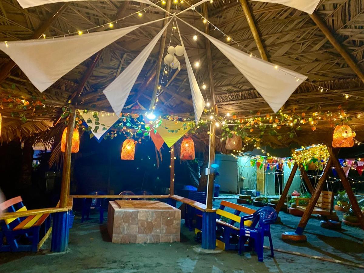 Acuarios Hostal Playa Ladrilleros Exterior foto